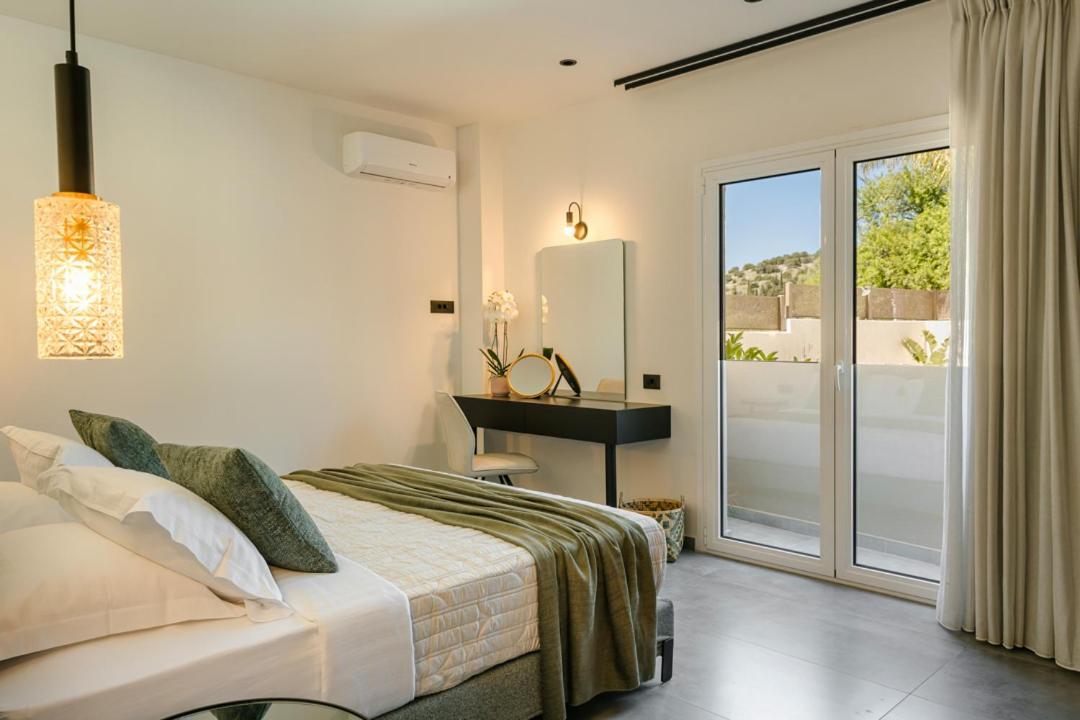 X Luxury Suites Argostolion Dış mekan fotoğraf